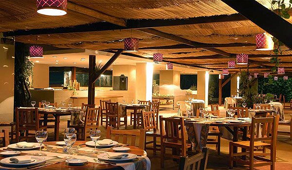 Hotel Esturion - Raices del Plata